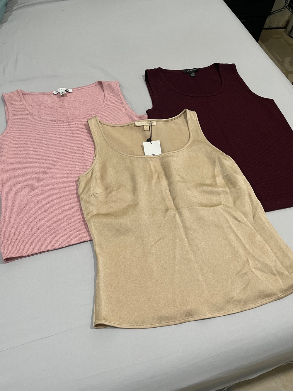St. John Sleeveless Tank Top Bundle Size P(Small)